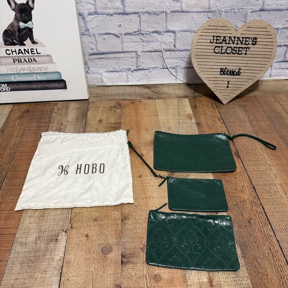 HOBO 'Triad' 3 different pouches with wristlet green leather